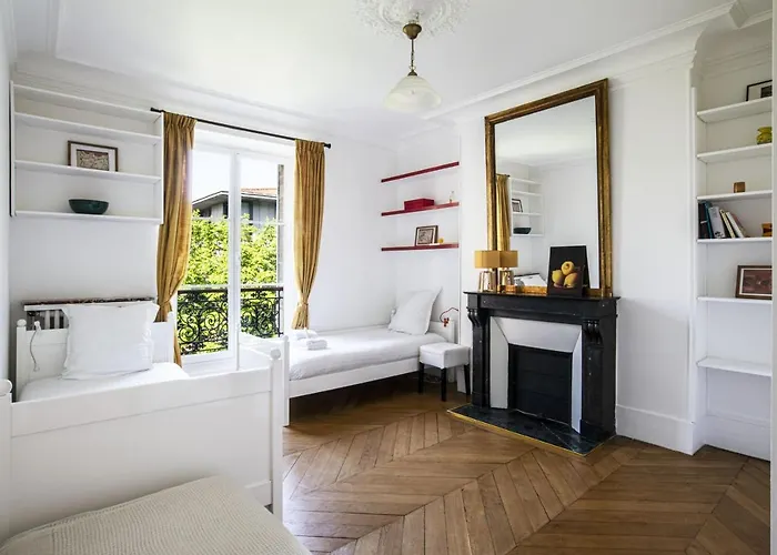 Pick A Flat's In Le Marais - Boulevard Morland * Paříž